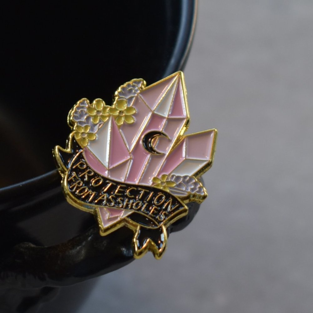 Protection Pin Brooch - Picture 3 of 6
